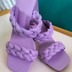 Lavender pumps size 8.5